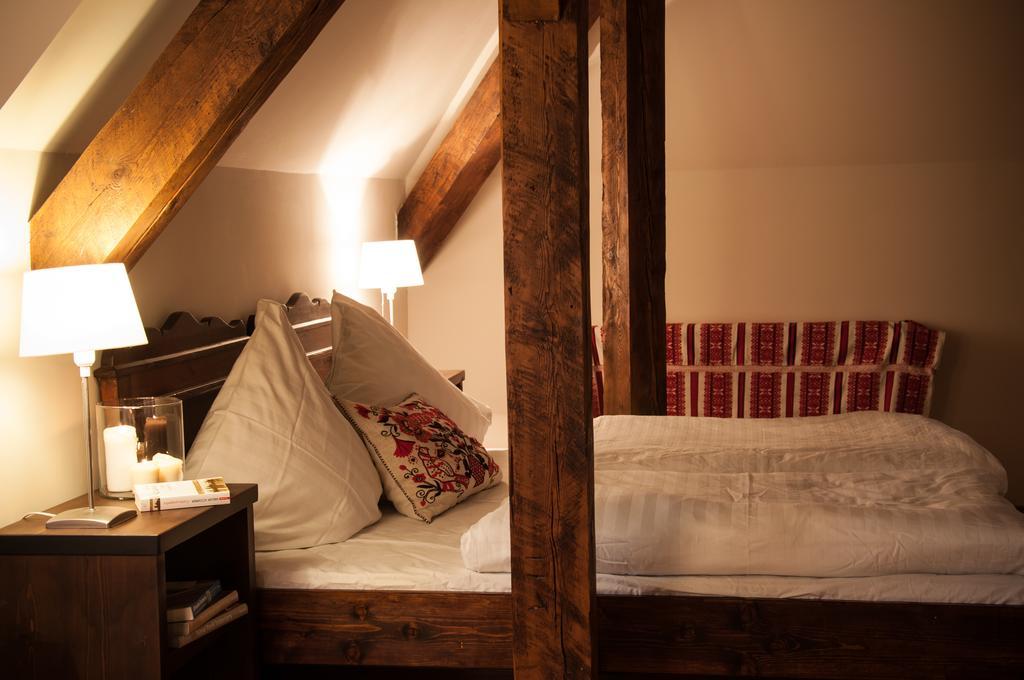 Transylvania Guesthouses Cincsor Quarto foto